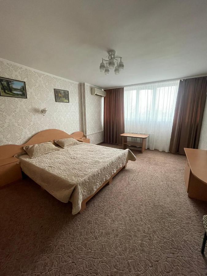 Zarea Hotel Kişinev Dış mekan fotoğraf