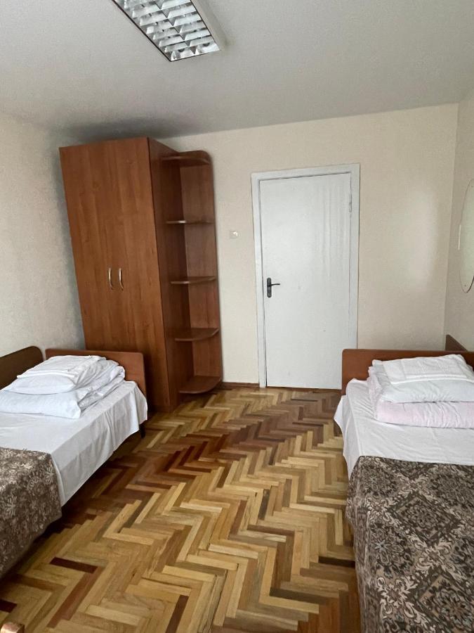 Zarea Hotel Kişinev Dış mekan fotoğraf